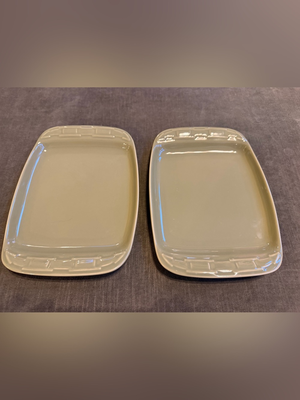 HTF 2 Sage Green Longaberger Snack Trays 7”x9.5” EUC